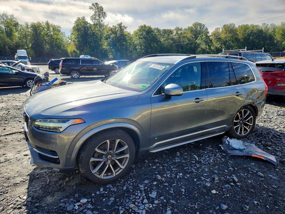 2017 Volvo XC90 T6