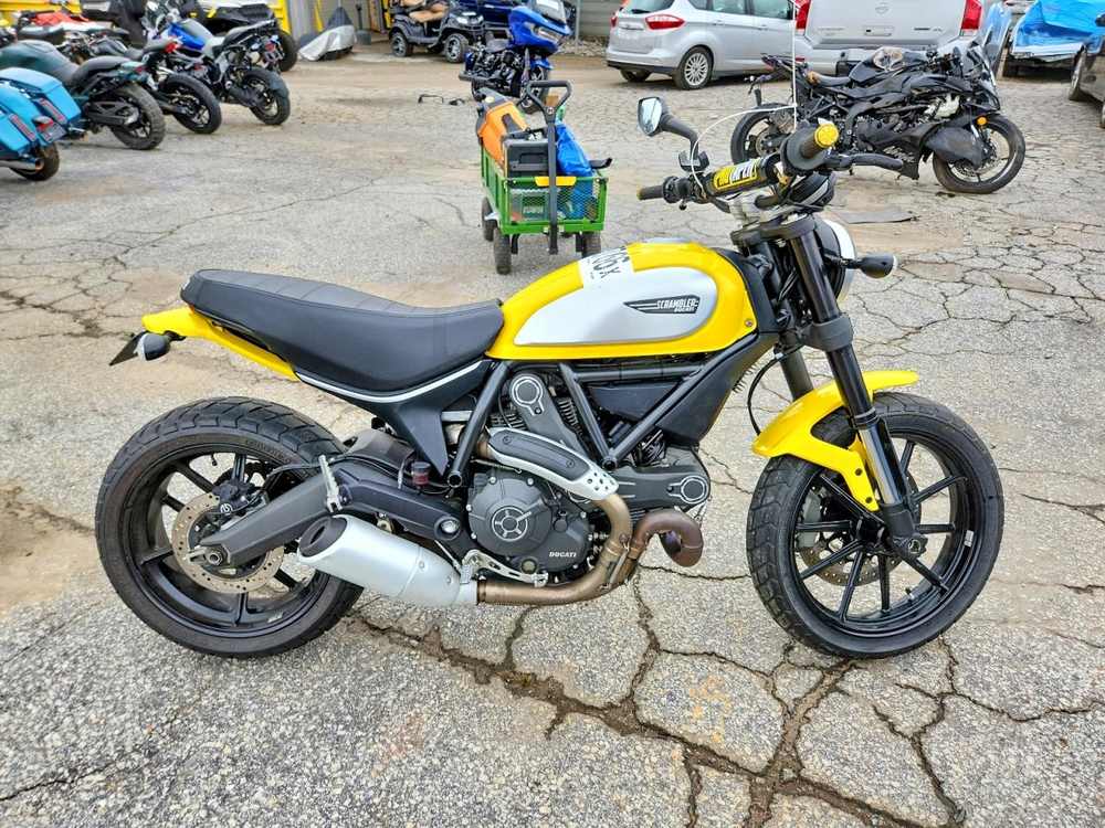 2016 ducati scrambler 800