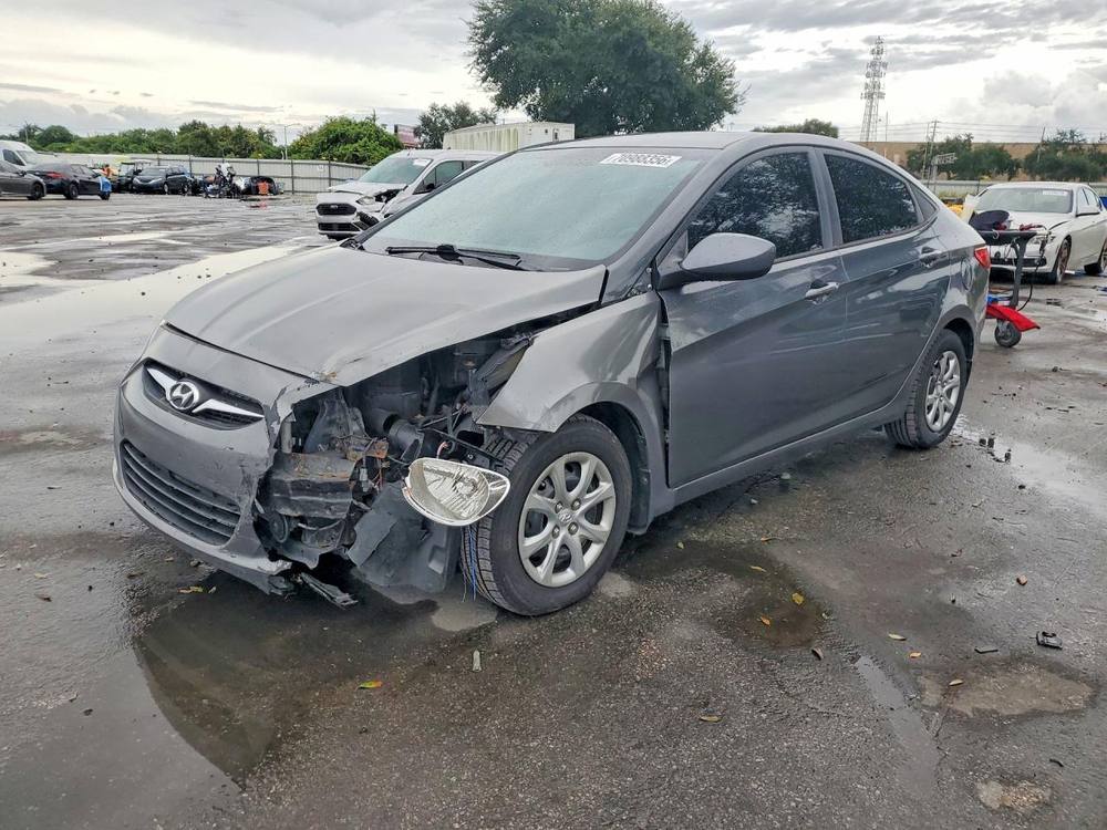 2013 Hyundai Accent Gls