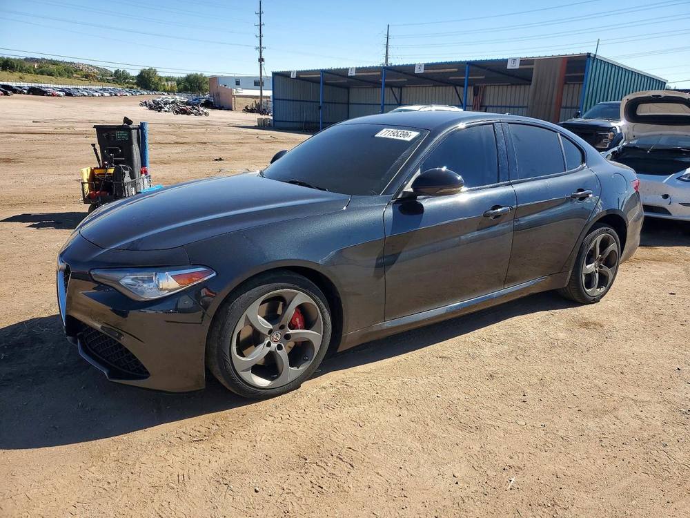 2017 Alfa Romeo Giulia Q4