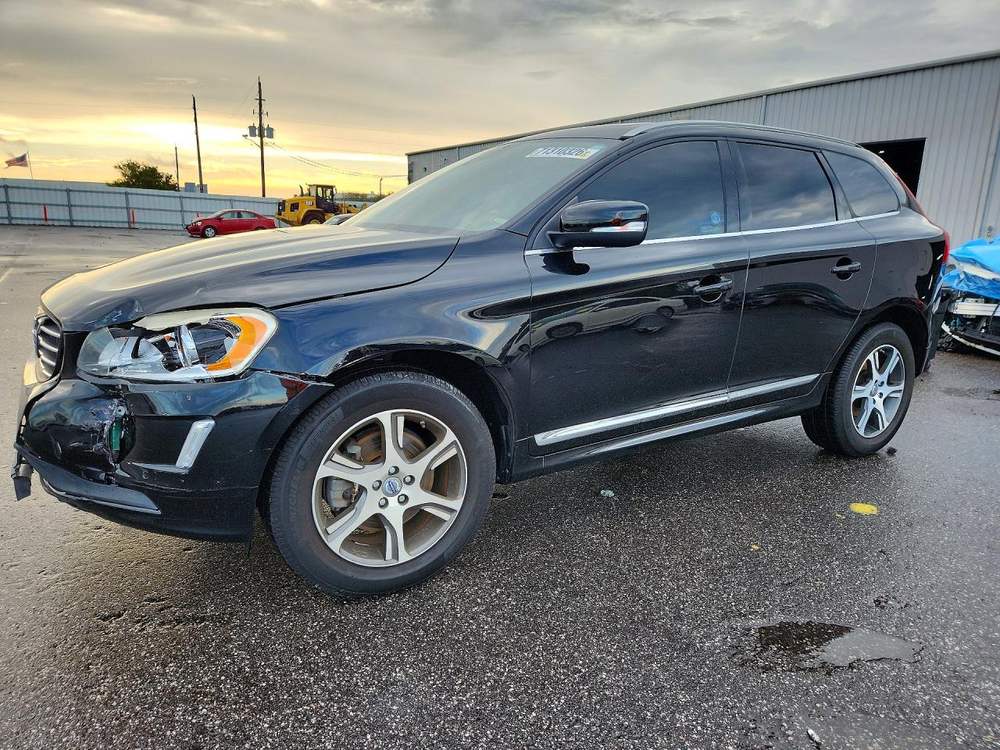 2015 Volvo XC60 T6 Premier