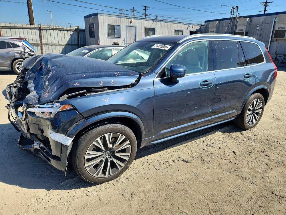 2020 Volvo XC90 T5 Momentum
