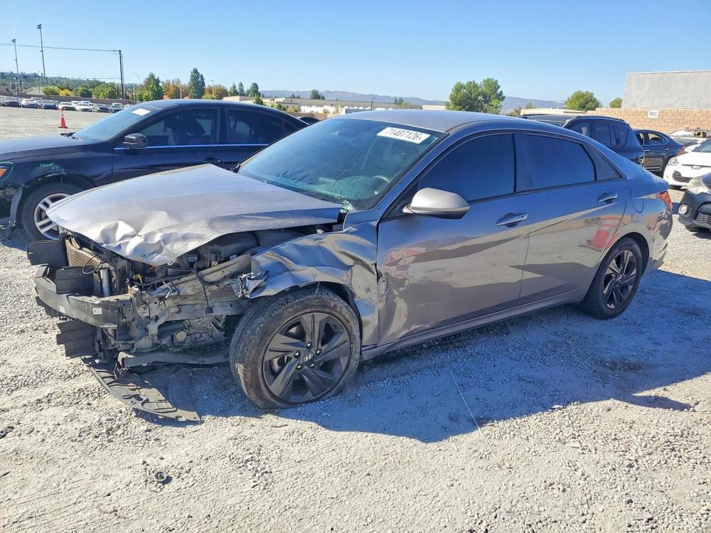 2021 Hyundai Elantra Sel