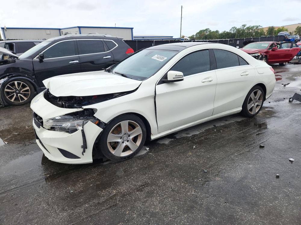 2015 Mercedes-Benz CLA-klasse