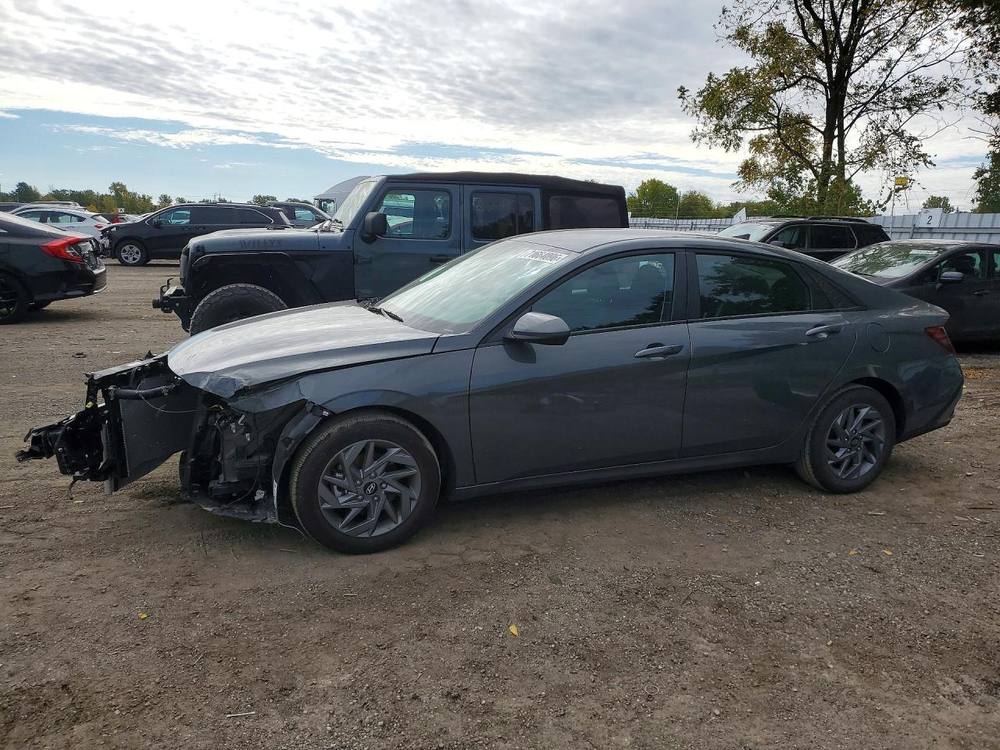 2025 Hyundai Elantra Sel Sport