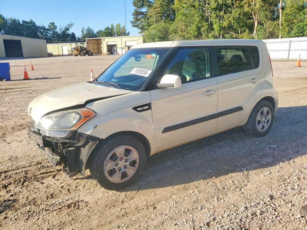 2013 Kia Soul Base