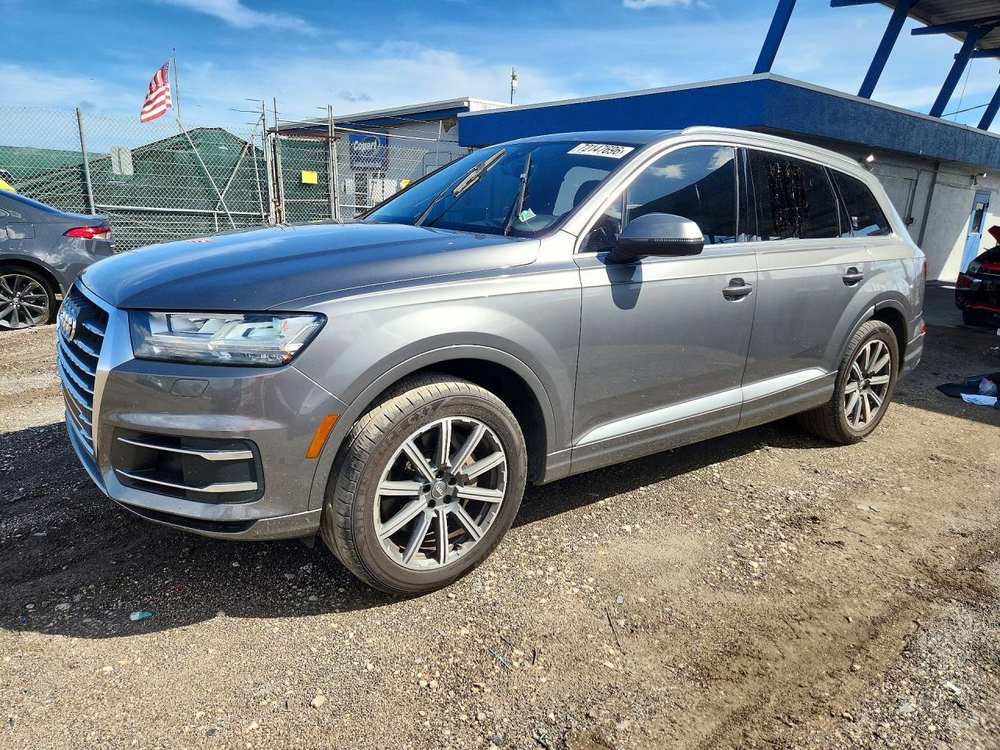 2017 Audi Q7 Premium Plus
