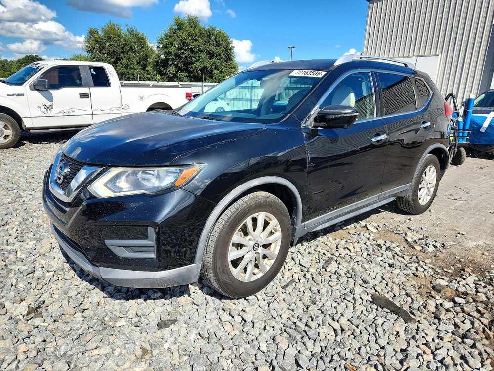 2017 Nissan Rogue Sv