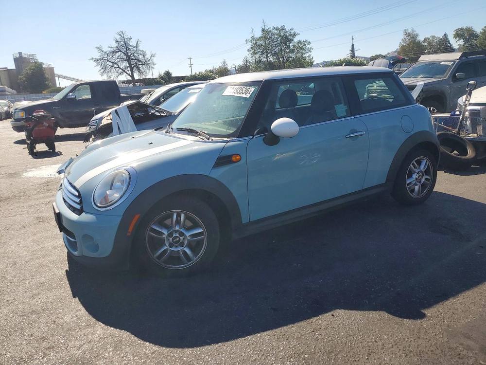 2013 MINI Cooper