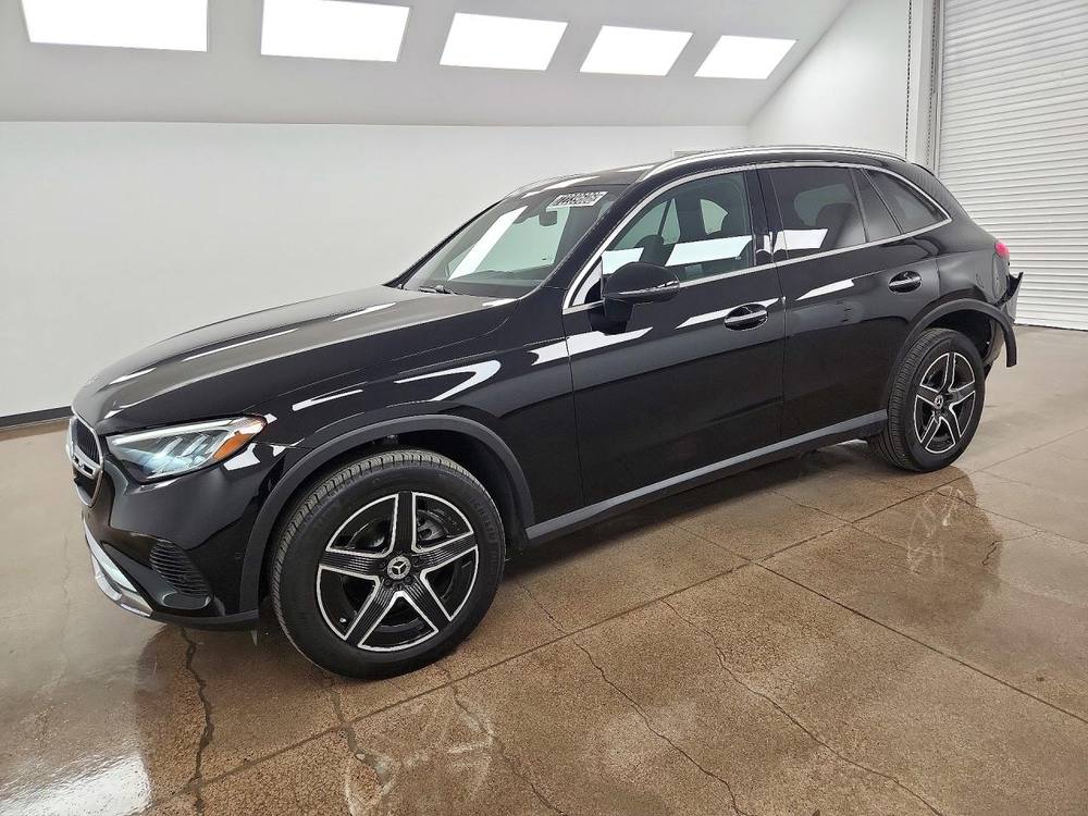 2026 Mercedes-Benz GLC 300