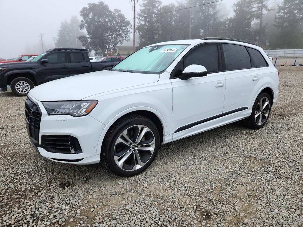 2020 Audi Q7 Premium Plus