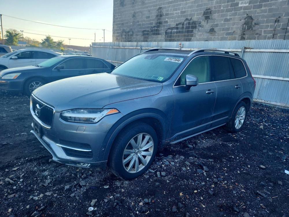 2017 Volvo XC90 T6