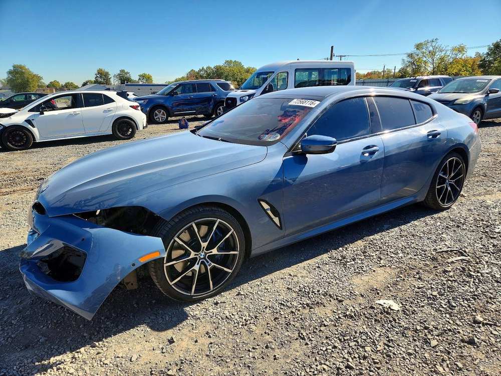2022 BMW 8er