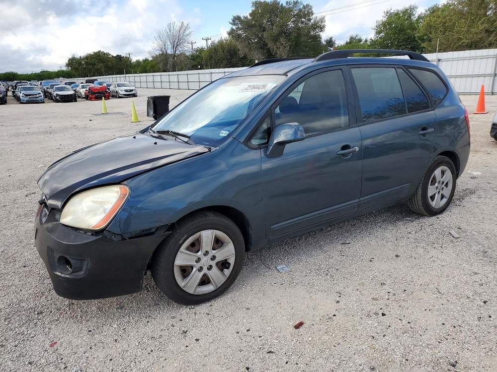 2009 Kia Rondo Base