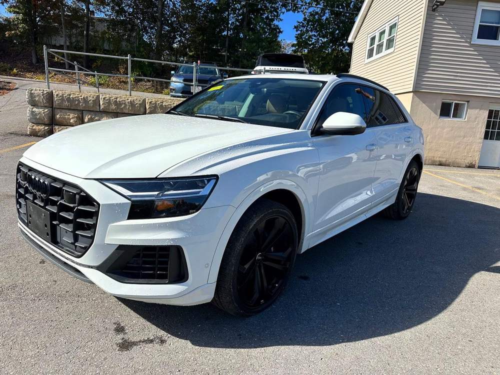 2019 Audi Q8 Premium Plus