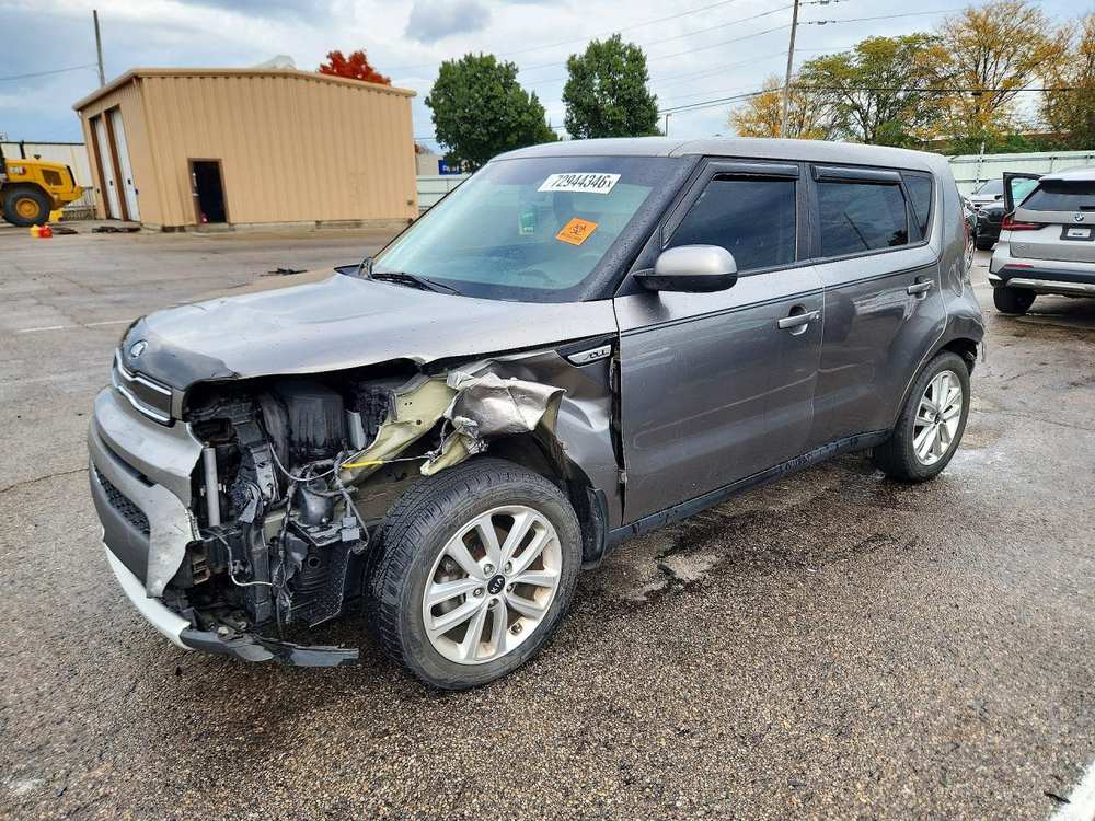 2019 Kia Soul +