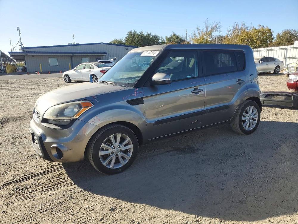 2013 Kia Soul +