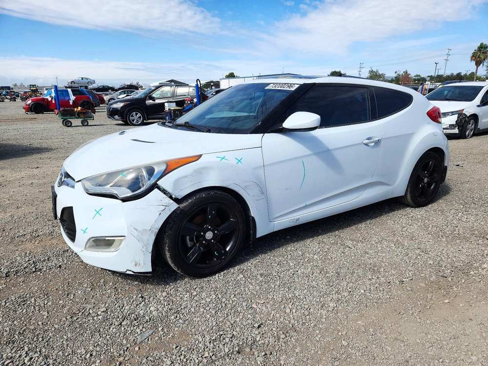 2014 Hyundai Veloster Base