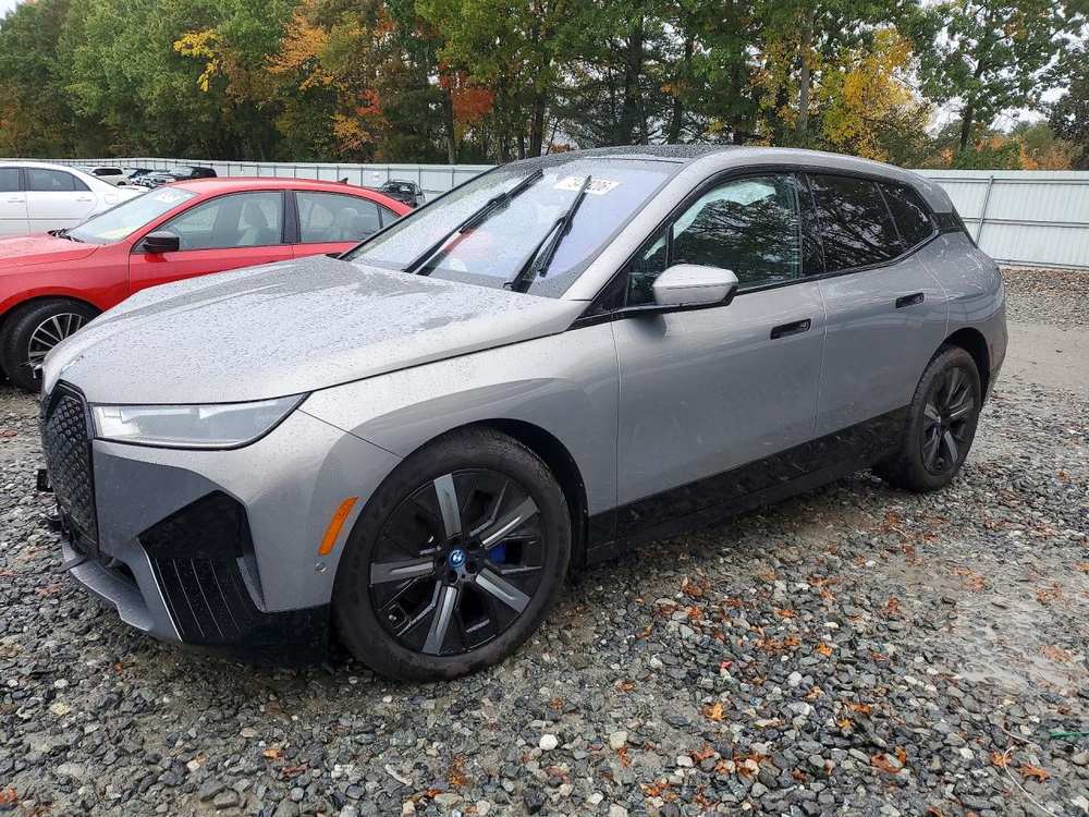 2024 BMW iX xDrive50