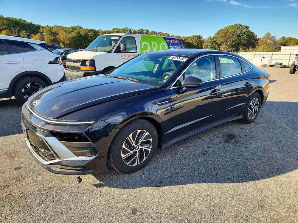 2026 Hyundai Sonata Hybrid Blue