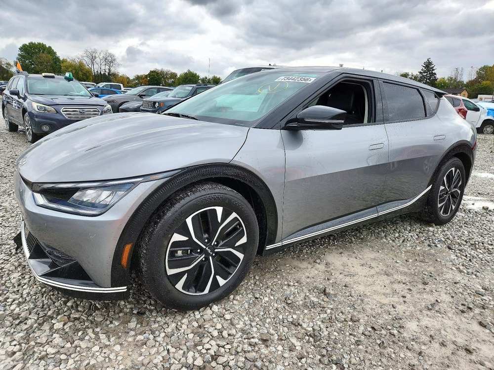 2024 Kia EV6 Wind