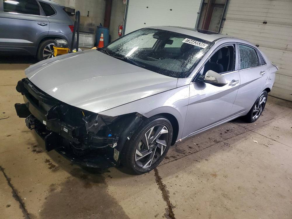 2025 Hyundai Elantra Sel