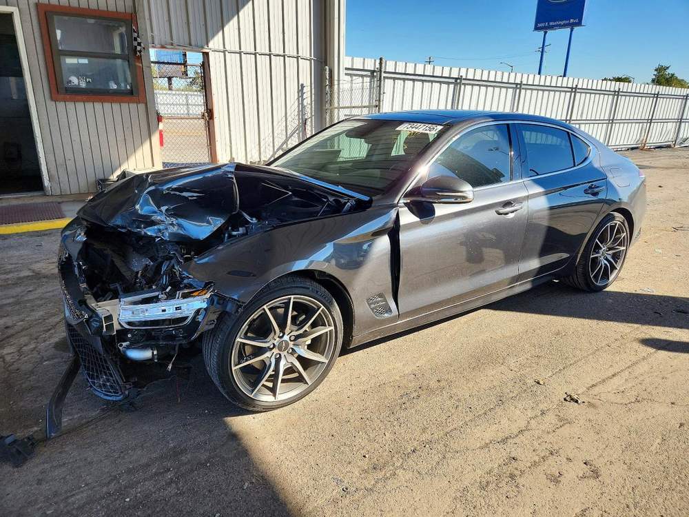 2022 Genesis G70 2.0T