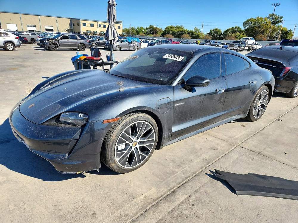 2020 Porsche Taycan Turbo