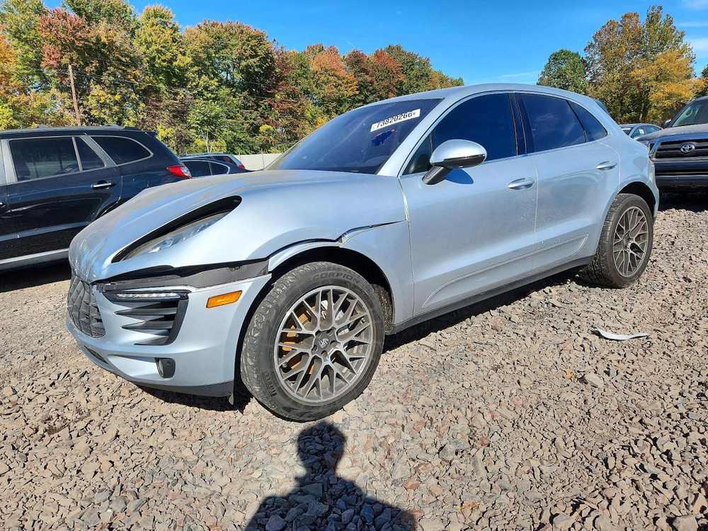 2015 Porsche Macan S