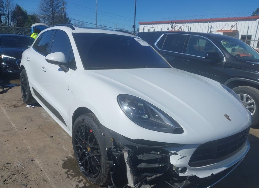 2018 Porsche Macan Gts