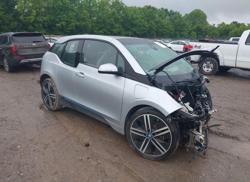 2014 BMW i3 Base W/Range Extender