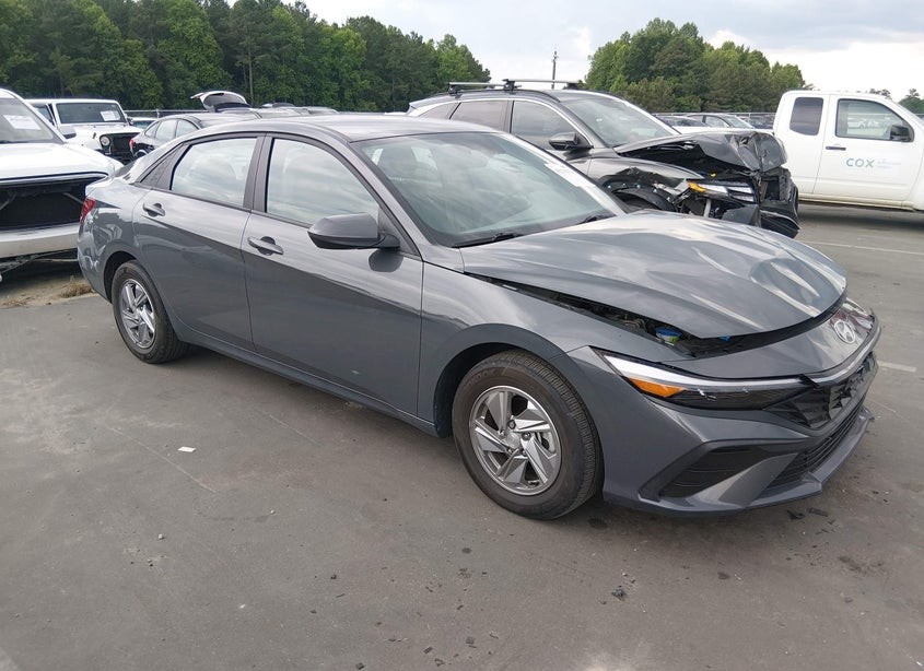2024 Hyundai Elantra Se