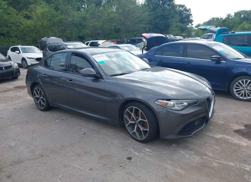 2018 Alfa Romeo Giulia Ti Sport Awd
