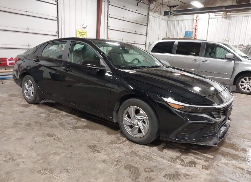 2024 Hyundai Elantra Se