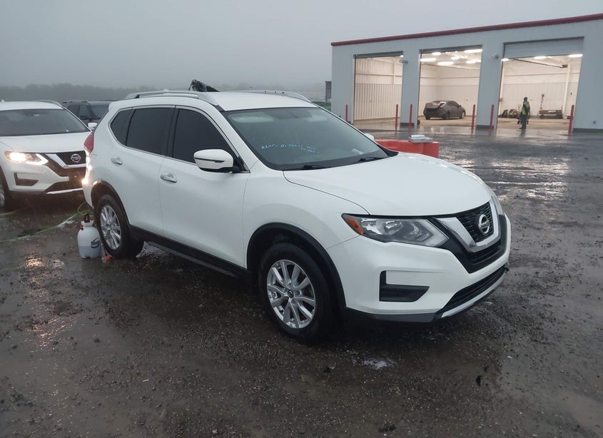 2017 Nissan Rogue Sv