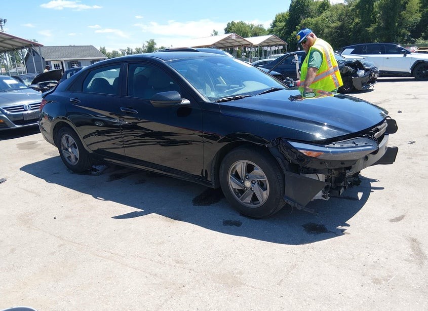 2024 Hyundai Elantra Se