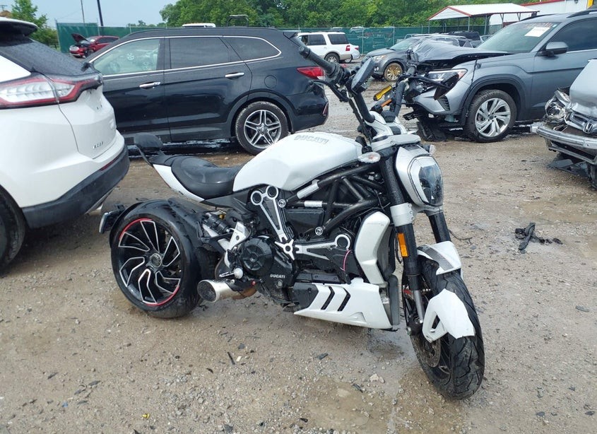 2019 ducati diavel