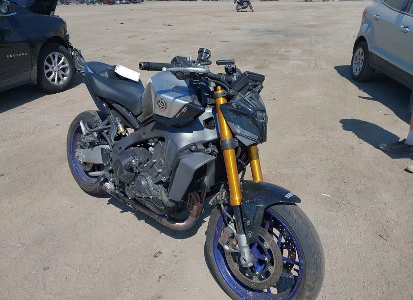 2025 Yamaha mt 09 Sp