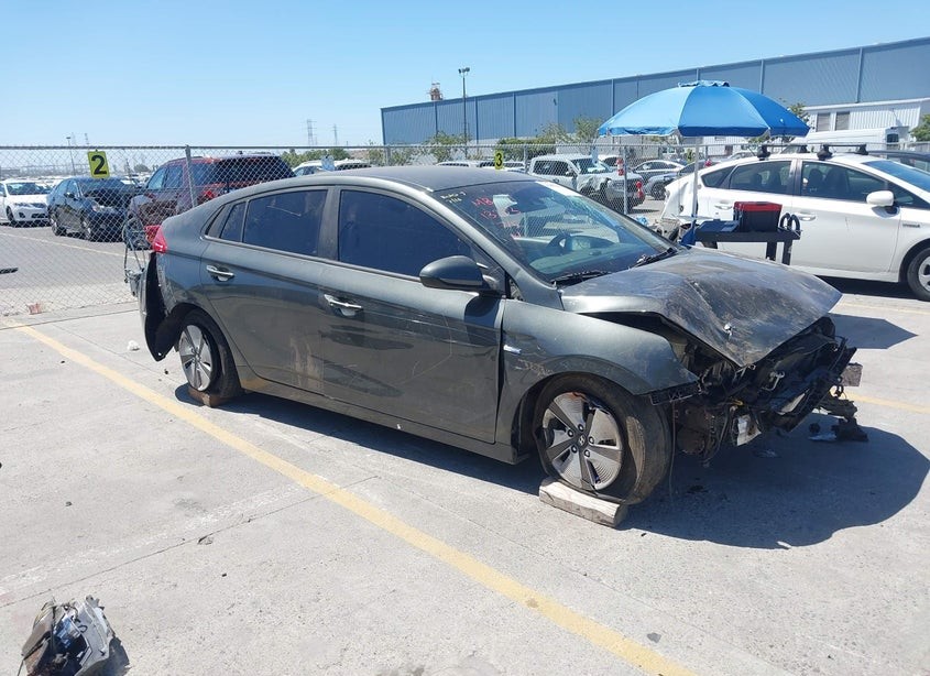 2020 Hyundai IONIQ Hybrid Blue