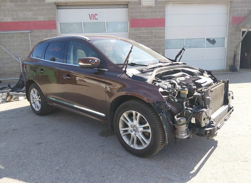 2016 Volvo XC60 T5 Platinum