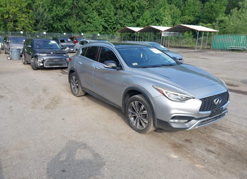 2018 Infiniti QX30 Premium