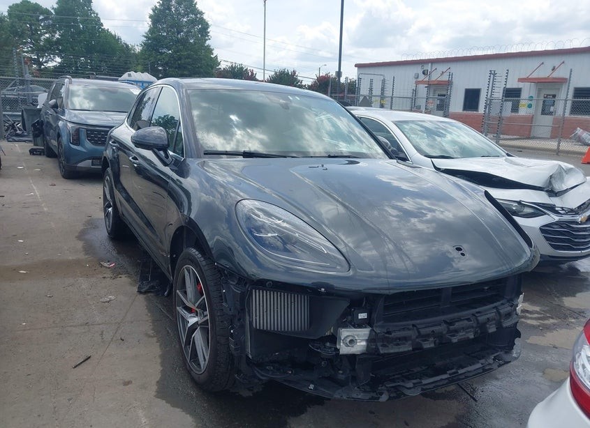 2022 Porsche Macan S