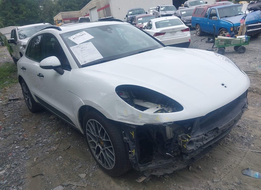 2018 Porsche Macan Sport Edition
