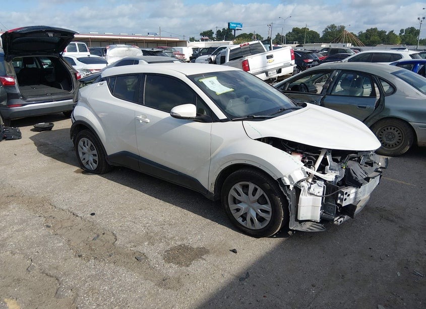 2020 Toyota C-HR Le