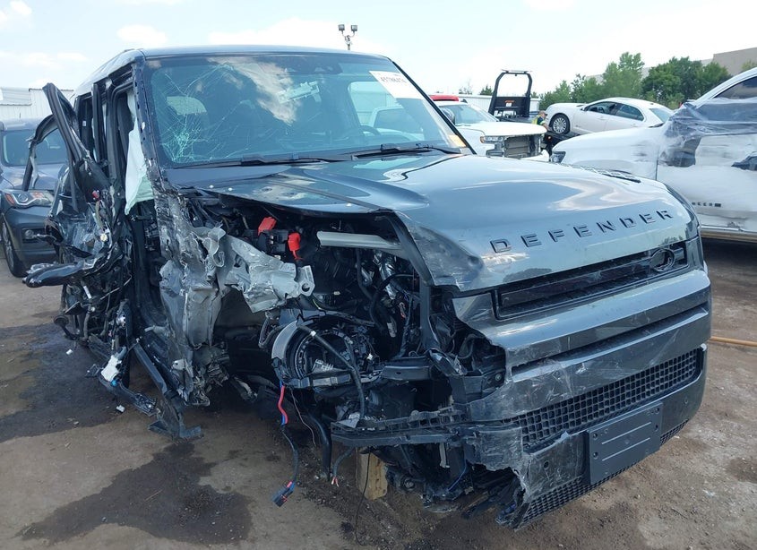 2024 Land Rover Defender 110 P400 X-Dynamic Se
