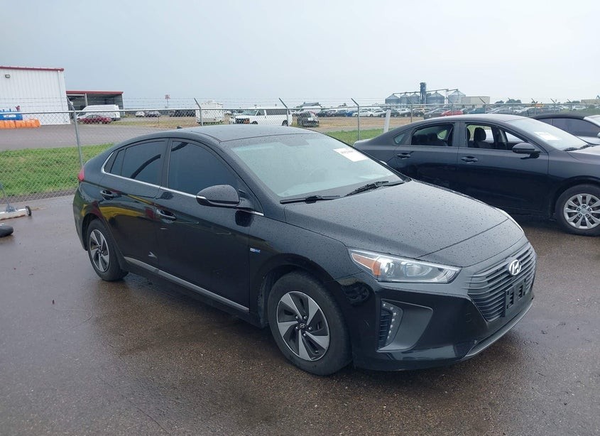 2017 Hyundai IONIQ Hybrid Sel
