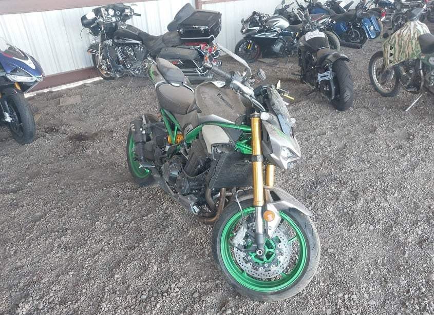 2025 kawasaki zr 900 T
