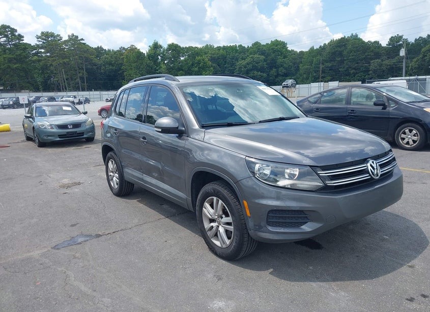 2015 Volkswagen Tiguan S
