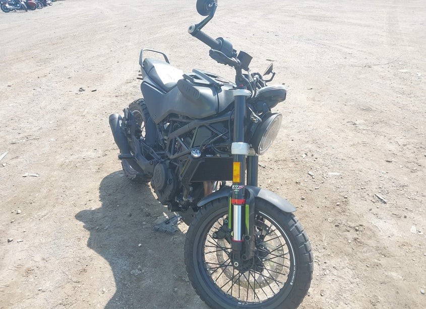 2021 husqvarna svartpilen
