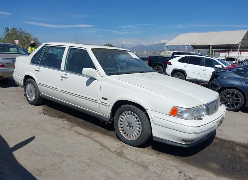 1998 Volvo S90